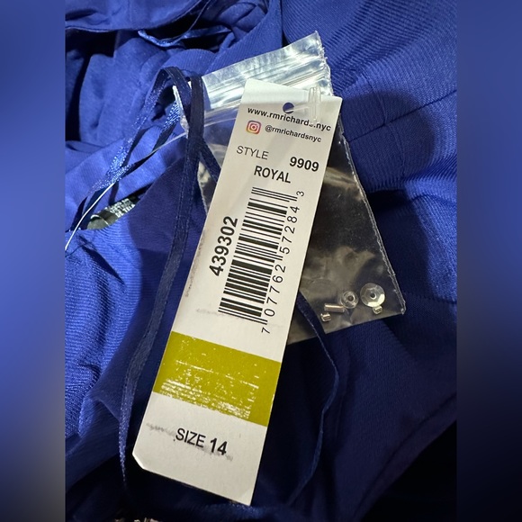 R&M Richards Twist Detail One-Shoulder Beaded Waist Jersey Dress Multiple Sizes - Picture 7 of 8